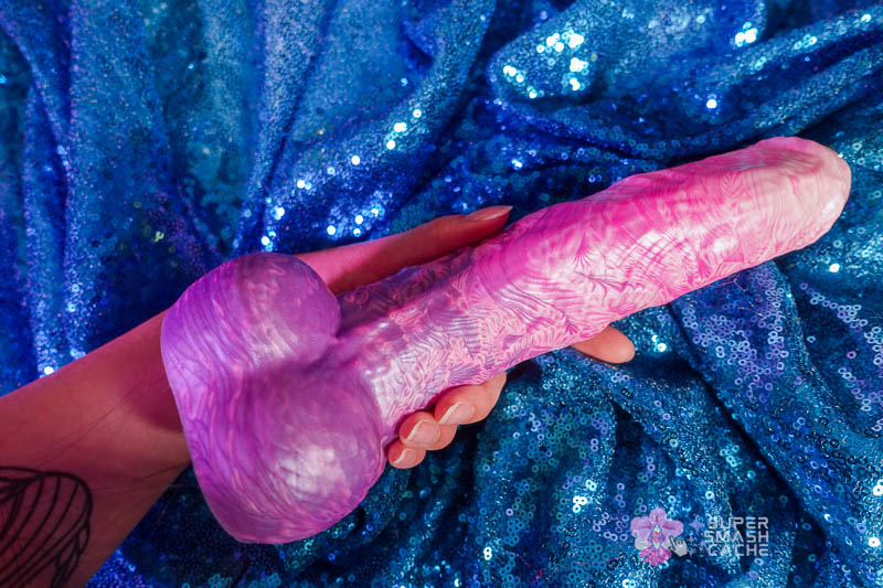 Dee's Big Daddy Daphne XL centaur fantasy dildo review 7 dee's big daddy xl centaur dildo underside showing cartoonishly round balls and corpus spongiosum ridges