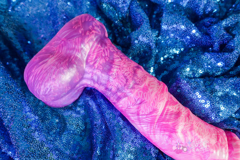 Dee's Big Daddy Daphne XL centaur fantasy dildo review 9 dee's big daddy xl centaur fantasy dildo bunched foreskin texture mid-shaft