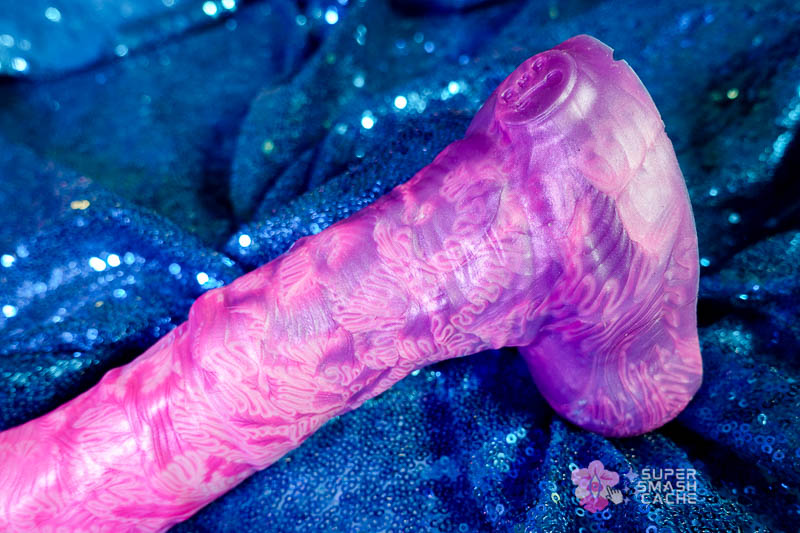 Dee's Big Daddy Daphne XL centaur fantasy dildo review 12 Dee's Big Daddy Daphne XL lower shaft, logo, and balls