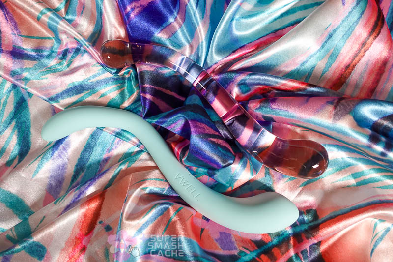 VWELL Flex pelvic wand review: ideal beginner sex toy? 14 VWELL Flex vs JimmyJane Dilennia Gama S-curved G-spot and A-spot massagers