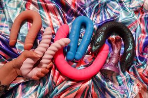 6 Silicone Double Dildos for Body-Safe DP (2026 Edition) 1